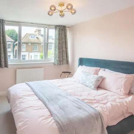 Sunny And Bright 1 Bed Apartment In Londra Esterno foto
